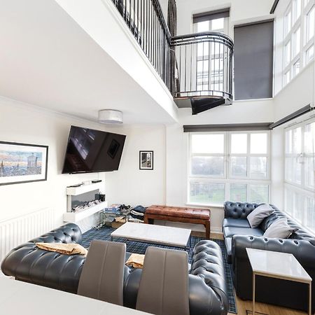 Joivy Stylish Apartment With Balcony In Old Town Edimburgo Exterior foto