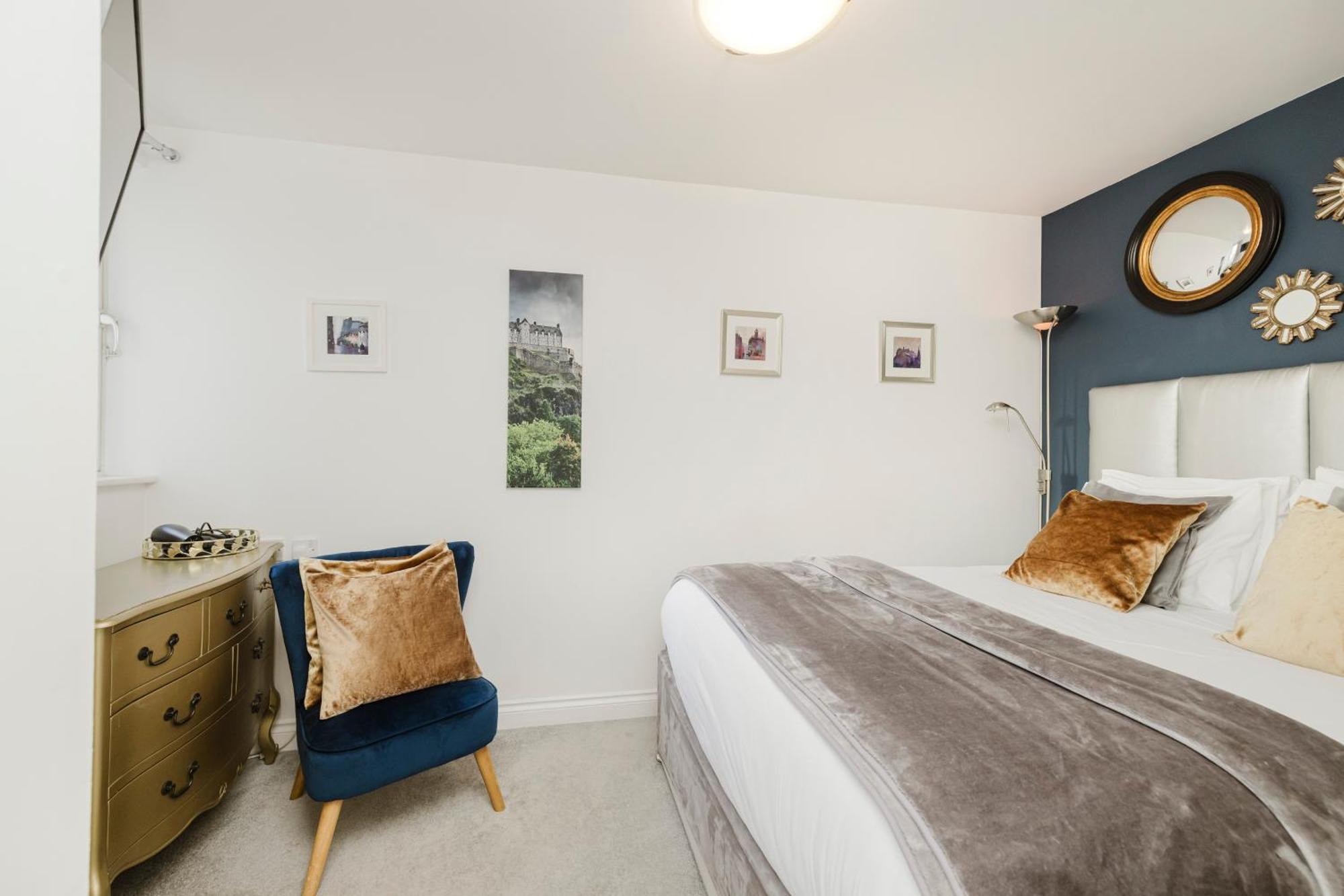 Joivy Stylish Apartment With Balcony In Old Town Edimburgo Exterior foto
